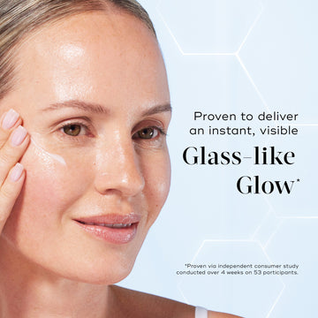 Applying Niacinamide Peptides for a glass-like glow